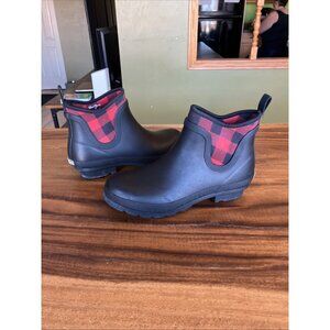 Wind River Ankle Boots Women's SIZE 10 Waterproof Rubber Red Plaid